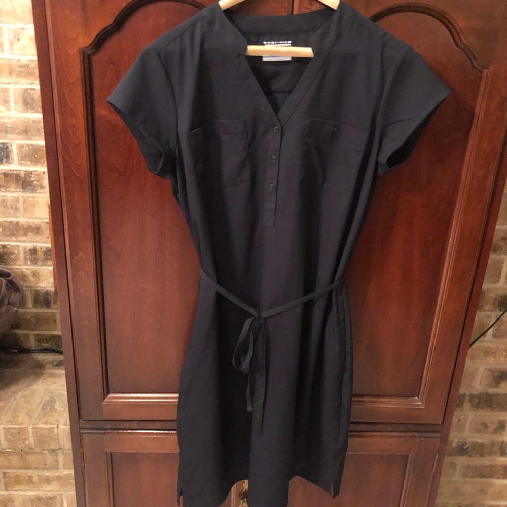 Columbia Omni-Wick black dress